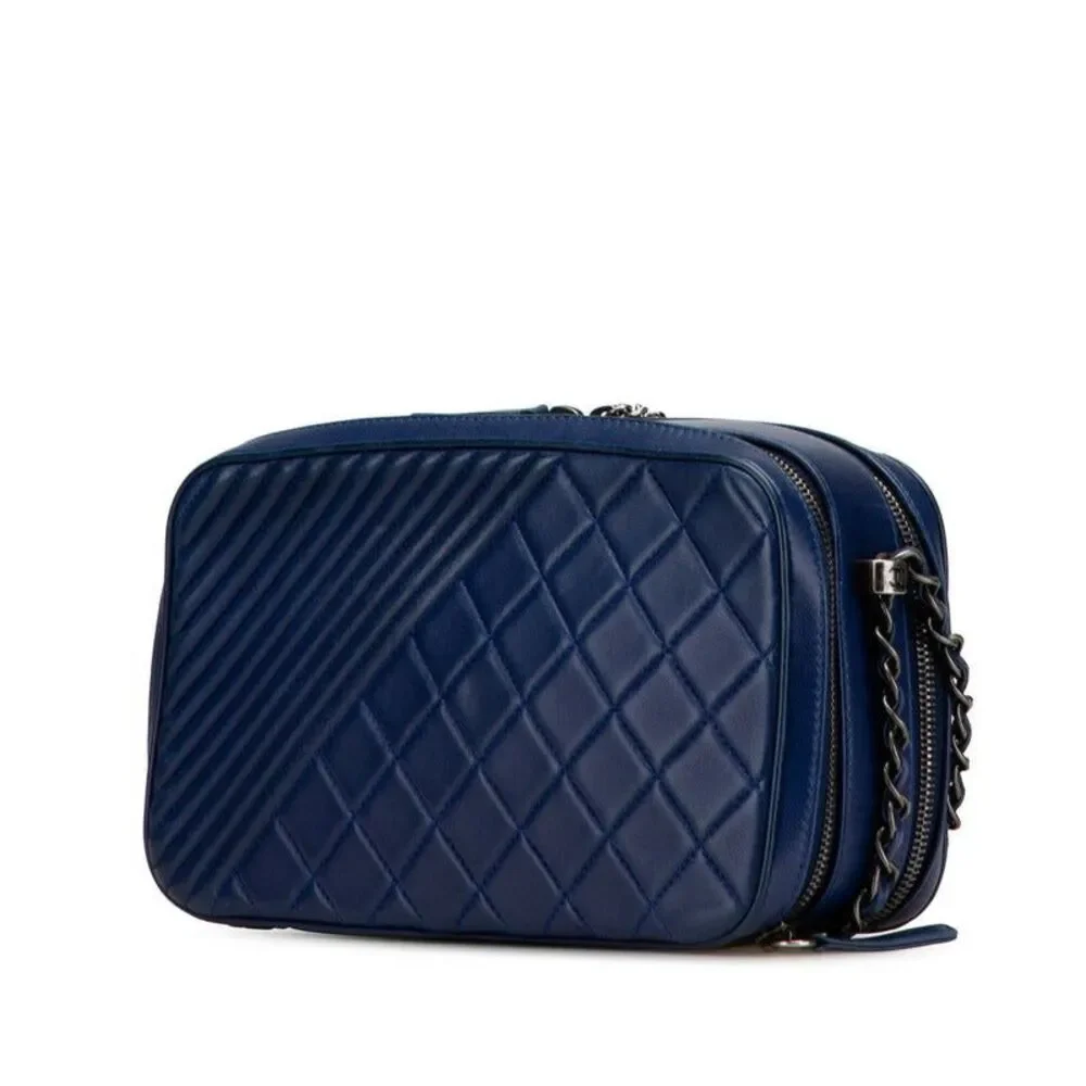 Chanel Boy Chanel Lambskin Shoulder Bag - Picture 3 of 10